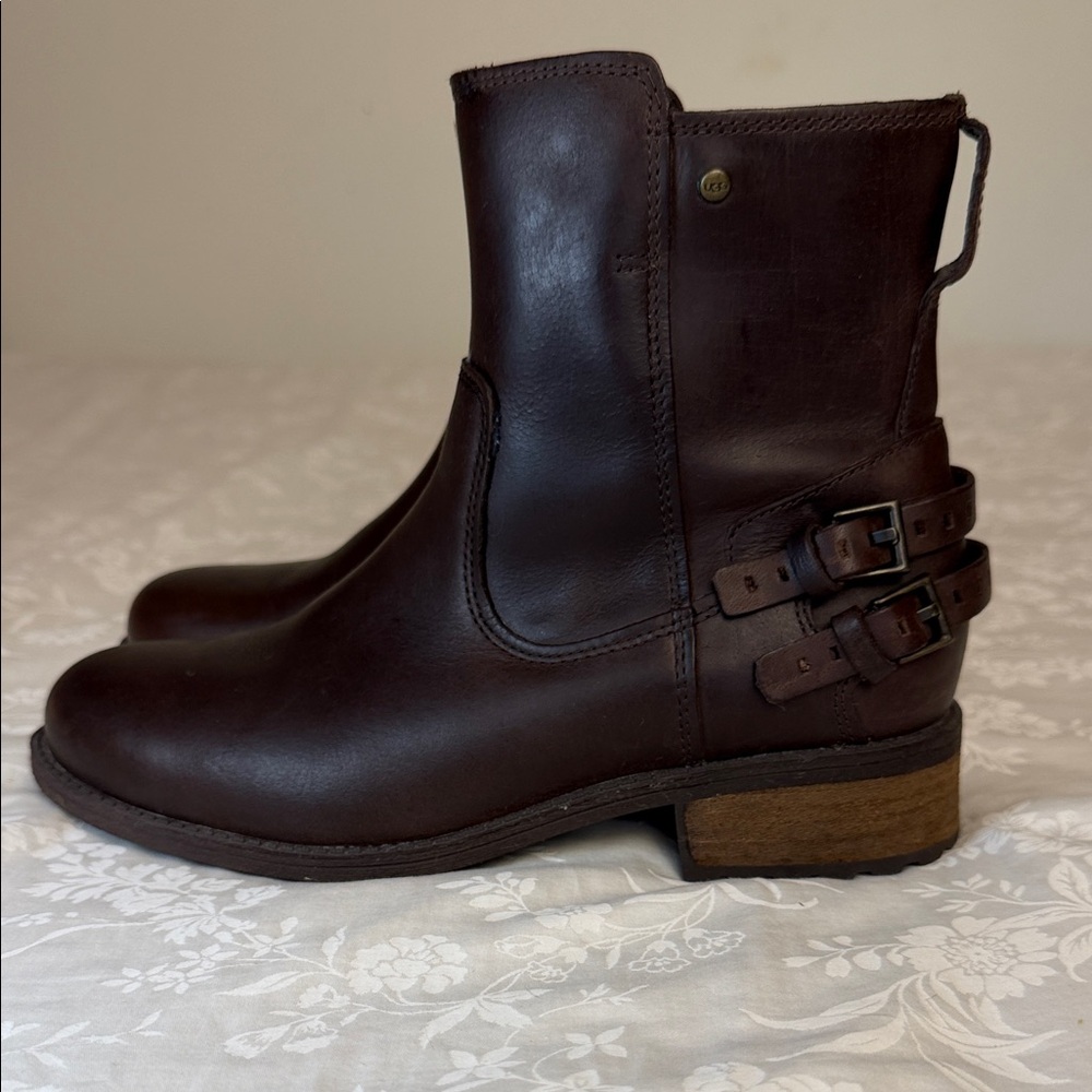 UGG Australia Orion Buckled Zip-Up Moto Buckle Leather ankle Boots sz 7.5